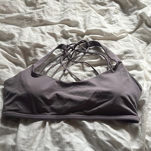 Lululemon free to be wild sz 12